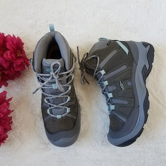 NEW! KEEN Circadia Mid Waterproof Hiking Boots - Picture 1 of 5